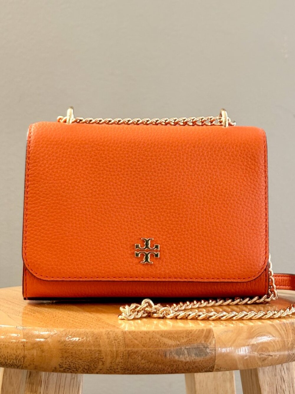 Tory Burch Carter Shoulder Bag in Orange